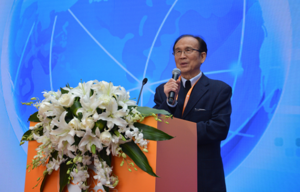 达刚路机创始人李太杰教授荣获“特别贡献功勋人物"